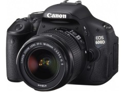 佳能eos600d對焦點(diǎn)怎么調(diào)？